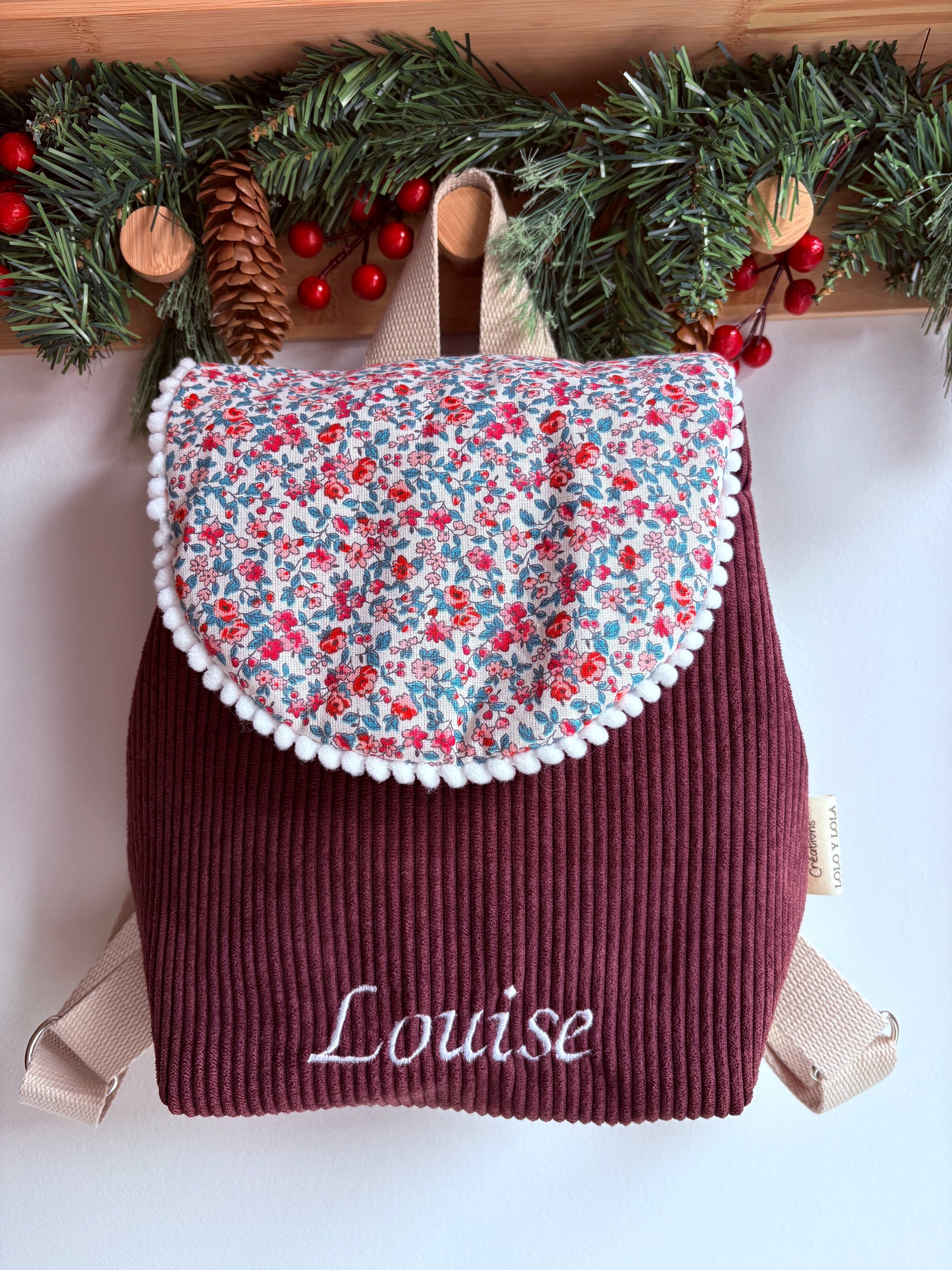 Sac maternelle personnalisé broderie prénom velours côtelé prune fleurs roses 