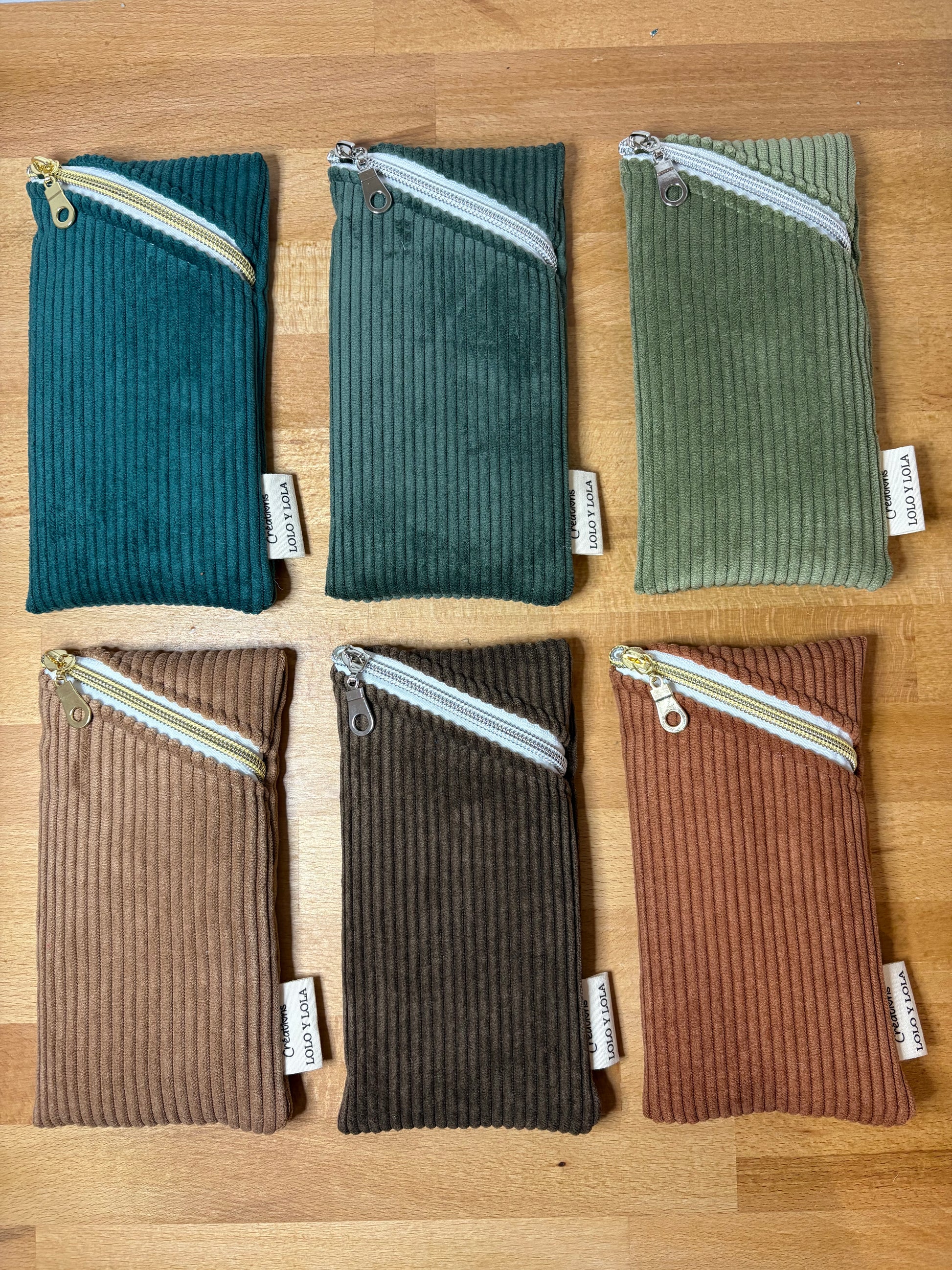 Étui lunettes de vue ou de soleil personnalisé prénom broderie velours côtelé marron camel chocolat bleu ciel vert olive bleu marine