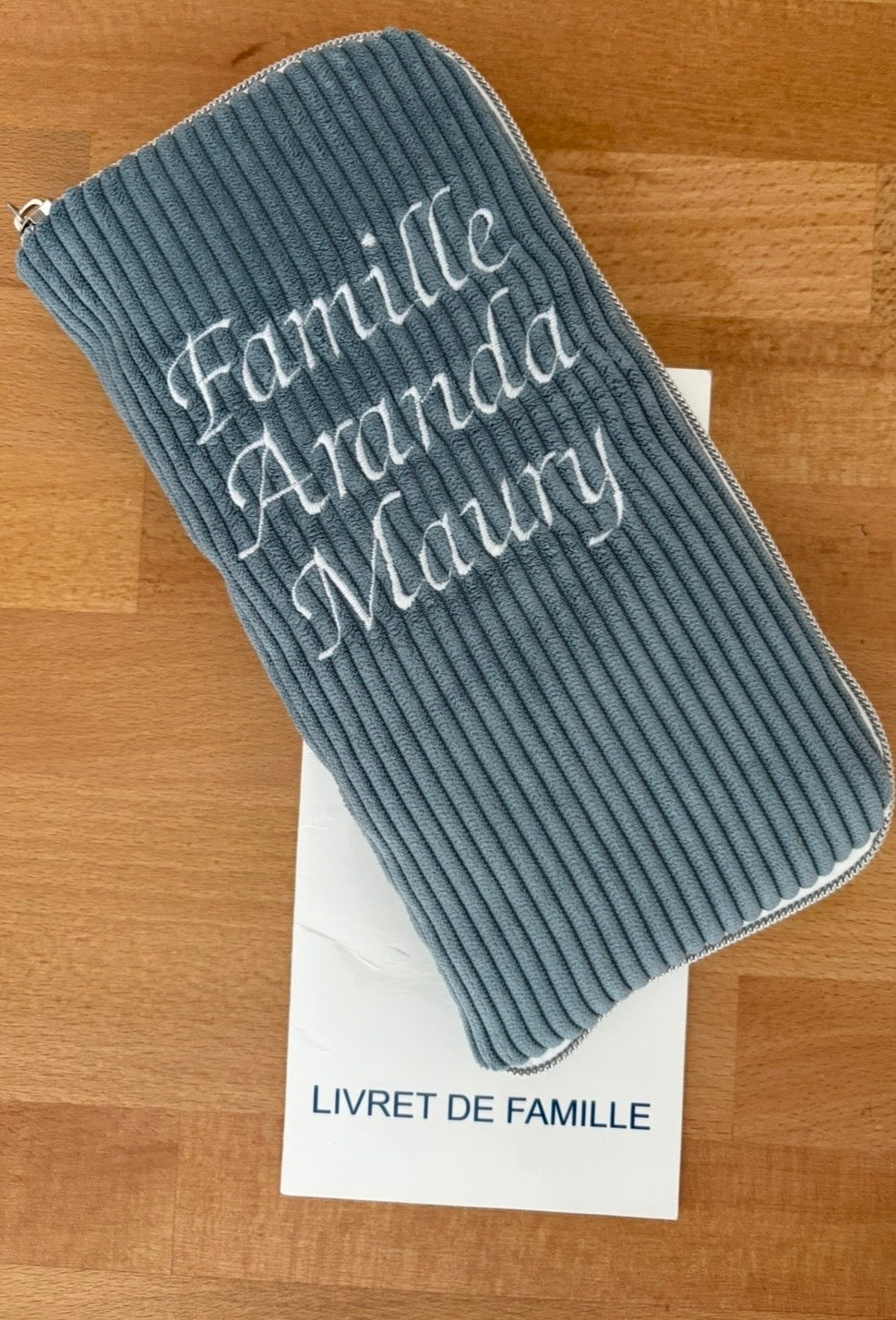 Protège livret de famille personnalisé velours côtelé bleu denim