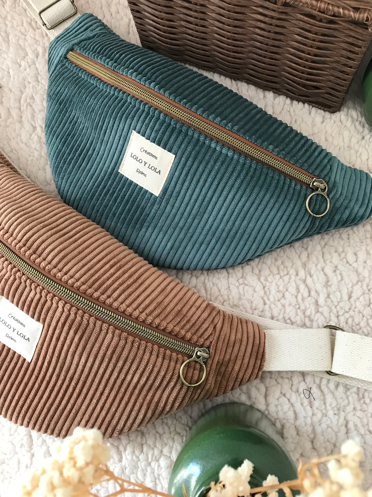 Sac banane velours côtelé personnalisé marron cappuccino vert sapin 